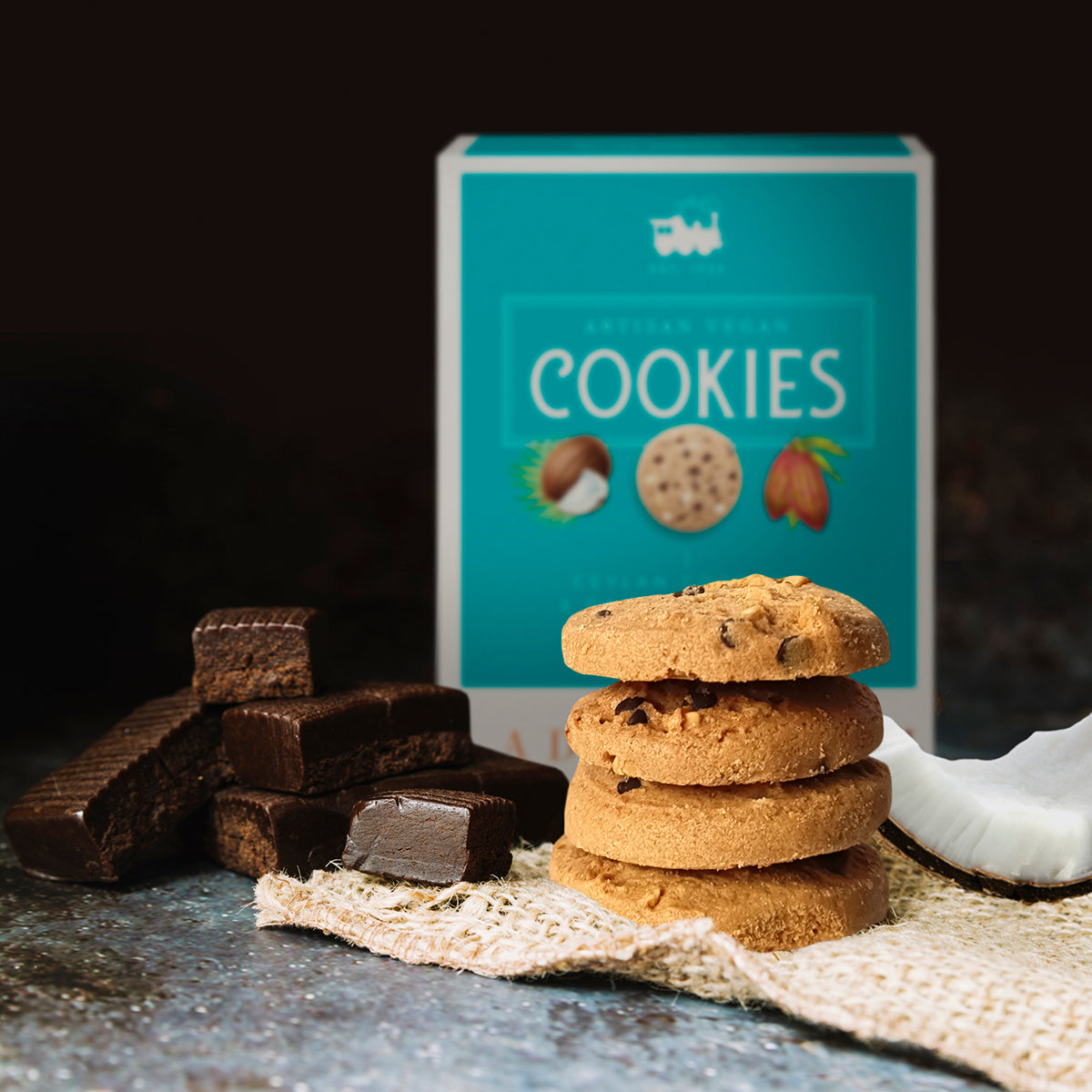 Biscuits au chocolat noir et noix de coco.