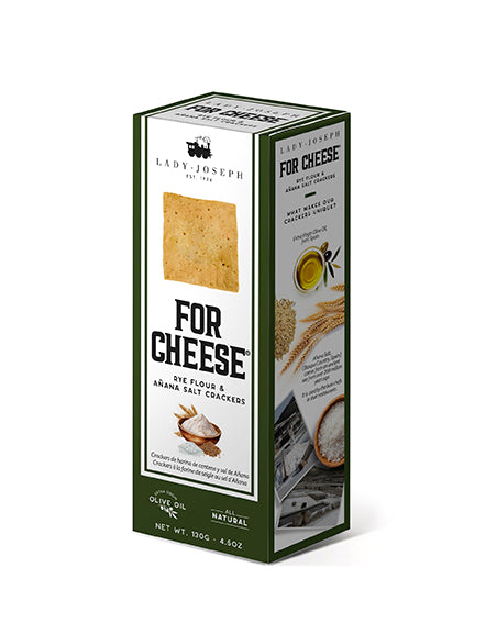Crackers con harina de centeno y sal de Añana. Rye flour and Añana Salt Crackers.