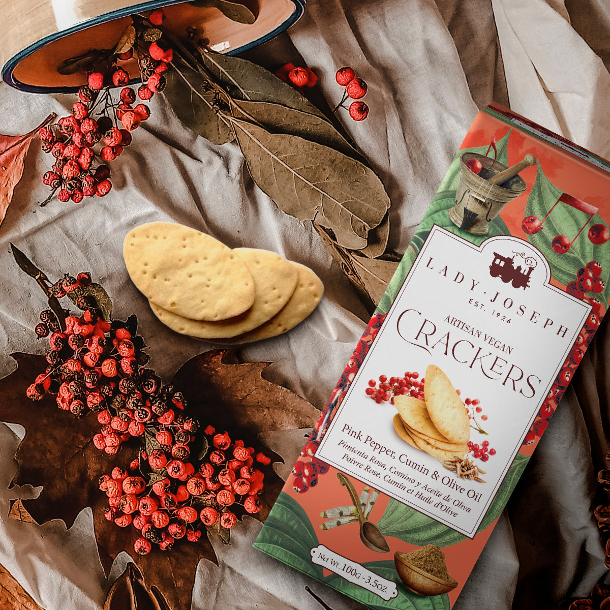 Crackers végétaliens au poivron rouge, au cumin et à l'huile d'olive